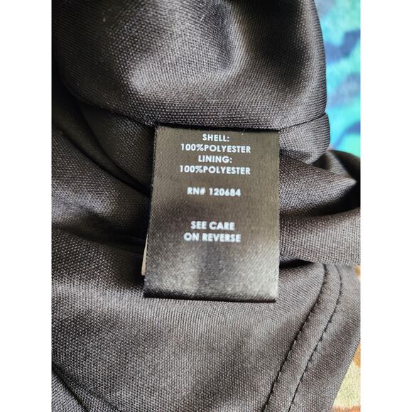 Torrid Sleeveless V-Neck Floral Chiffon Knee Length Spring Dress Plus Size 2 - Picture 6 of 6